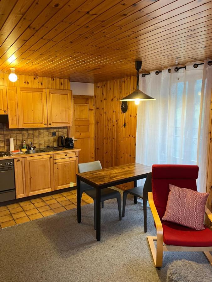 Au Village D'Evolene, Tres Joli Studio Calme Et Ensoleille ภายนอก รูปภาพ